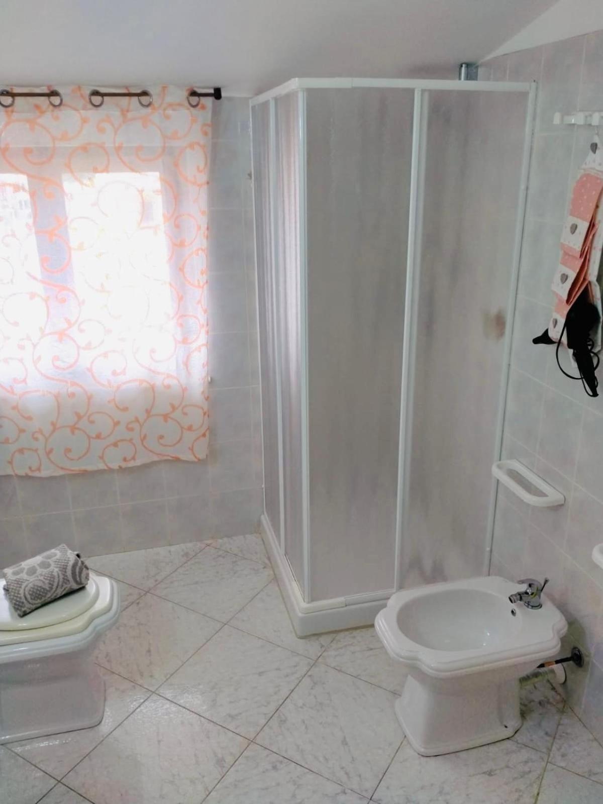 Il Narciso Apartment บอซา ภายนอก รูปภาพ